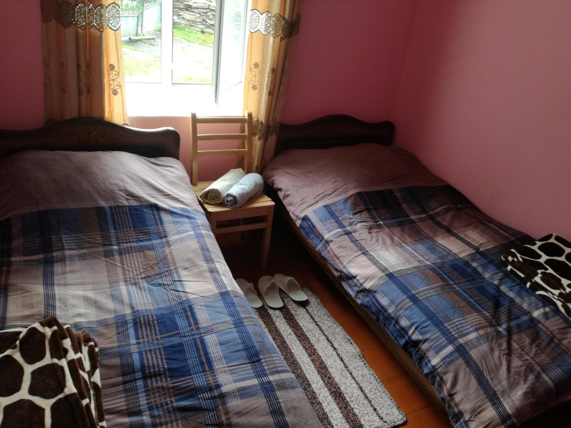 Guesthouse Ailama Ushguli Extérieur photo